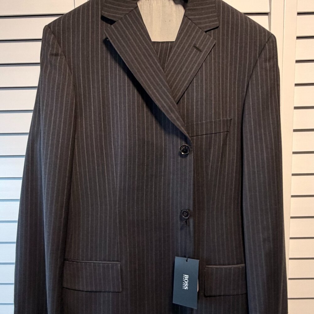 Hugo Boss “Scorsese/Movie” Suit – New & Unworn – Classic Tailored Fit